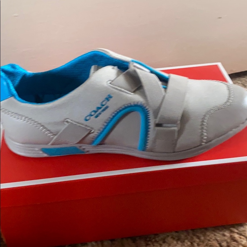 Sneaker coach